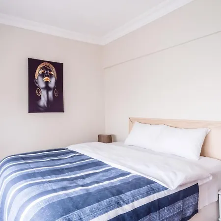 شقة Central And Capacious Flat Near Levent In Besiktas